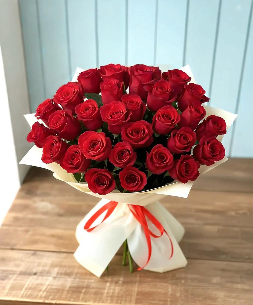 Букет 29 Красных роз в Старобжегокай