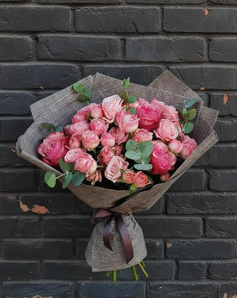 Букет цветов из: Розы в Старобжегокай