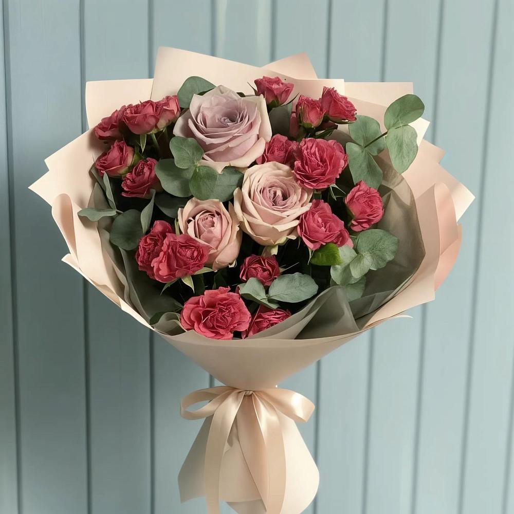 Букет цветов из: Гвоздики и Розы в Старобжегокай