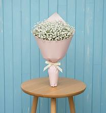 Букет цветов из:  Гипсофила в Старобжегокай