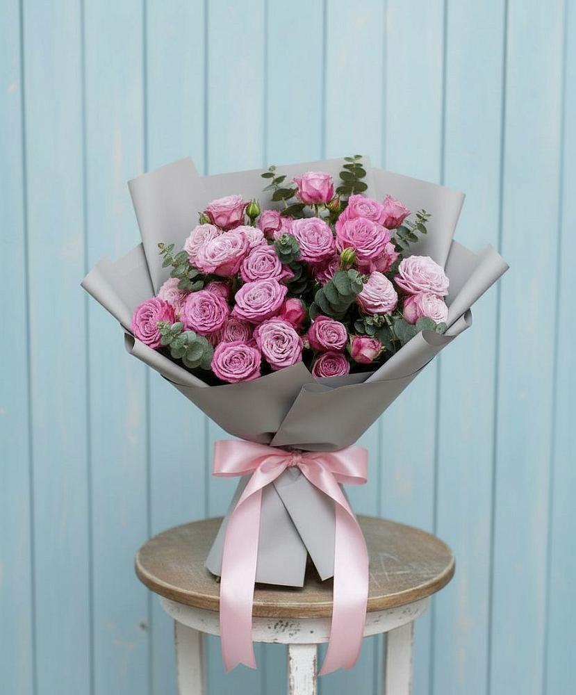 Букет цветов из: Розы в Старобжегокай