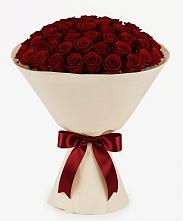 Букет 101 Бордовая роза Блэк Бакарра в Старобжегокай