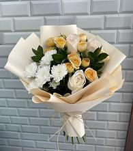 Букет цветов из:  Розы и Хризантемы в Старобжегокай