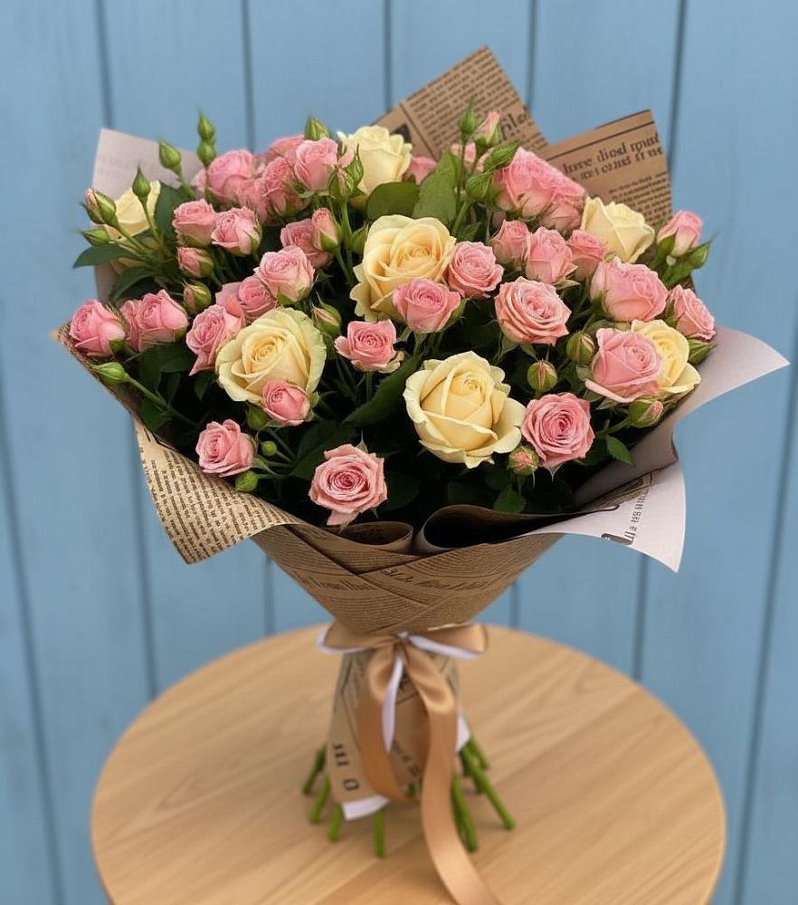 Букет цветов из: Розы в Старобжегокай