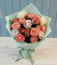 Букет цветов из:  Розы в Старобжегокай