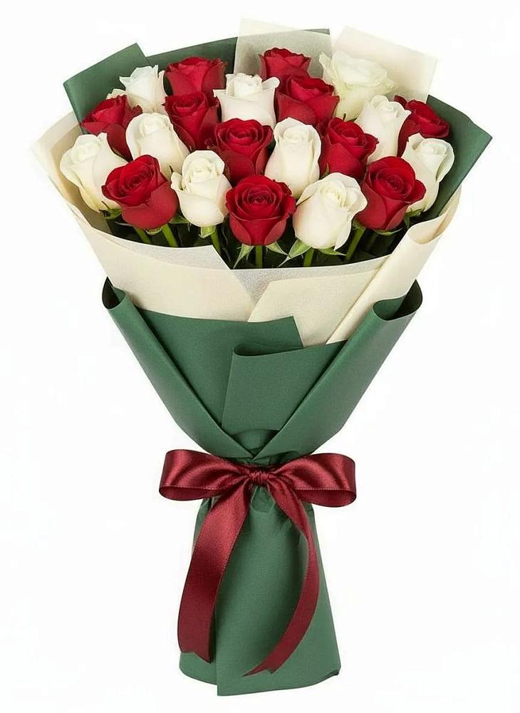Букет Микс из красных и белых роз в Старобжегокай