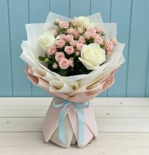 Букет цветов из:  Розы в Старобжегокай