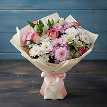 Букет цветов из:  Хризантемы, Альстромерии и Розы в Старобжегокай