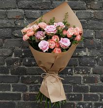 Букет цветов из:  Розы в Старобжегокай
