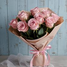 Букет цветов из:  Розы в Старобжегокай