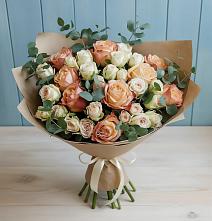 Букет цветов из:  Альстромерии и Розы в Старобжегокай